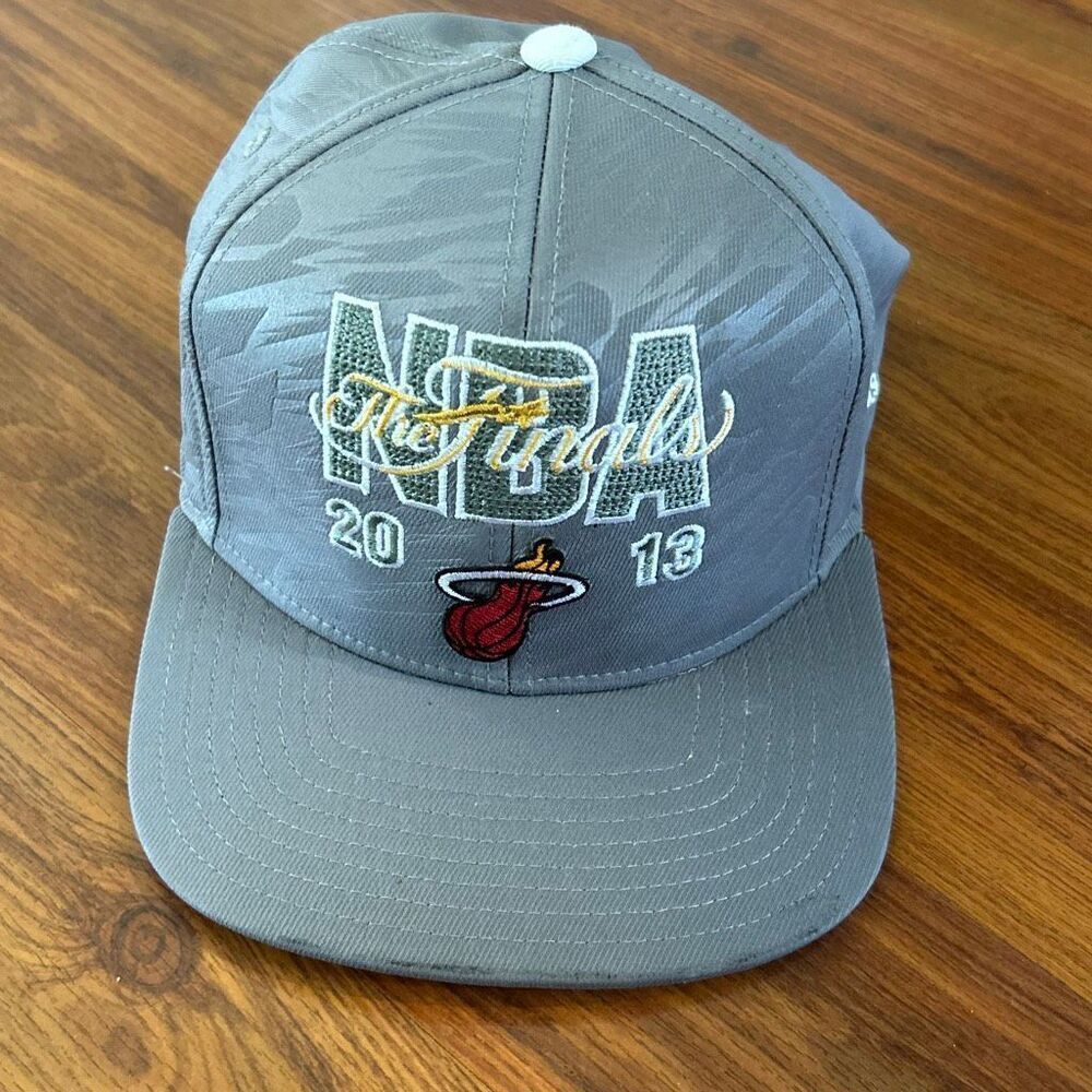 Adidas Miami Heat 2013 NBA finals gray trucker hat baseball cap snapback